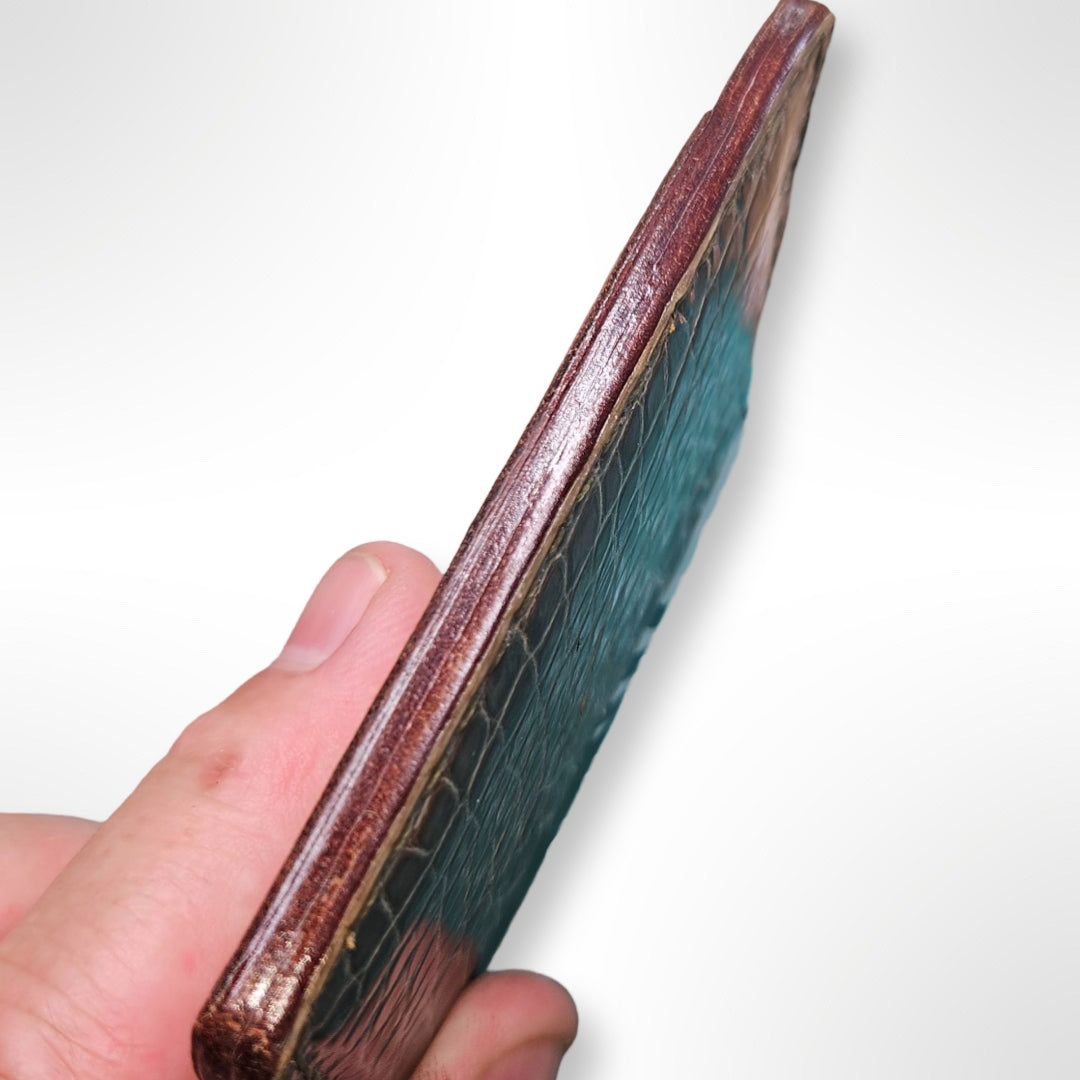 Italian Leather "Hatch" Design Minimalist Wallet - Jones & Co